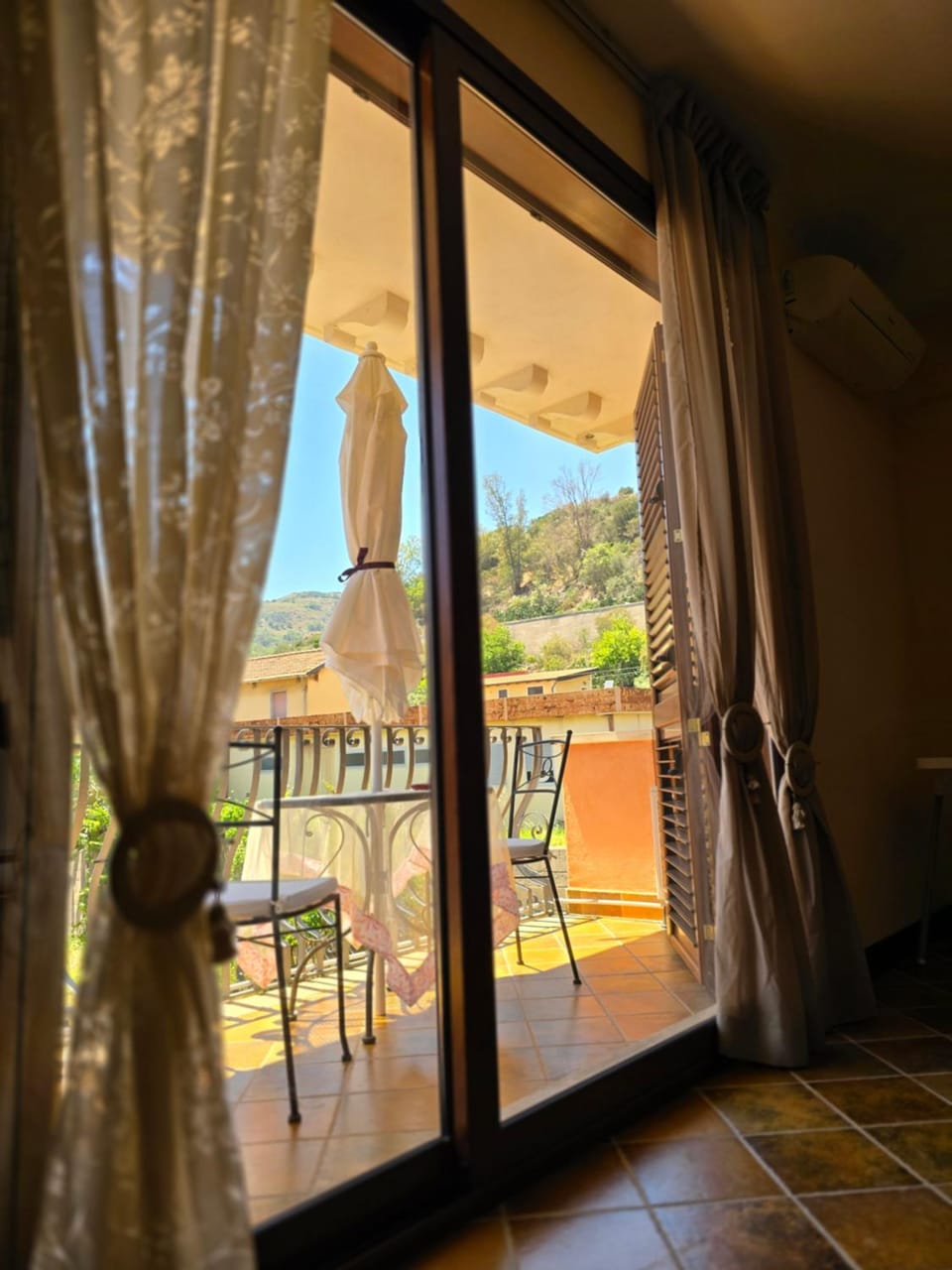 Casa La Ferula apt2 vicino al mare e Taormina con balcone House in Sicily