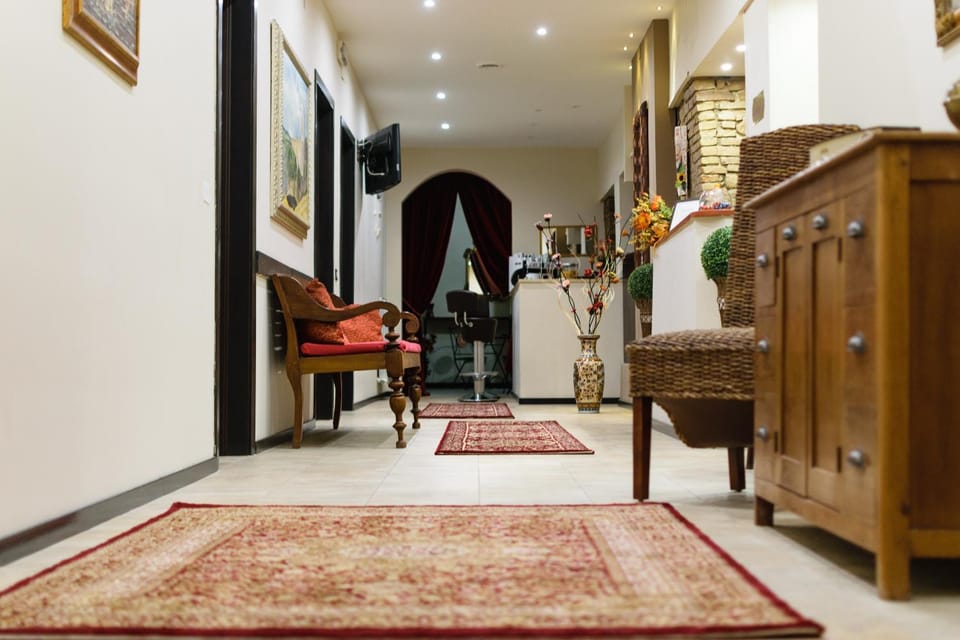Lobby or reception, Seating area