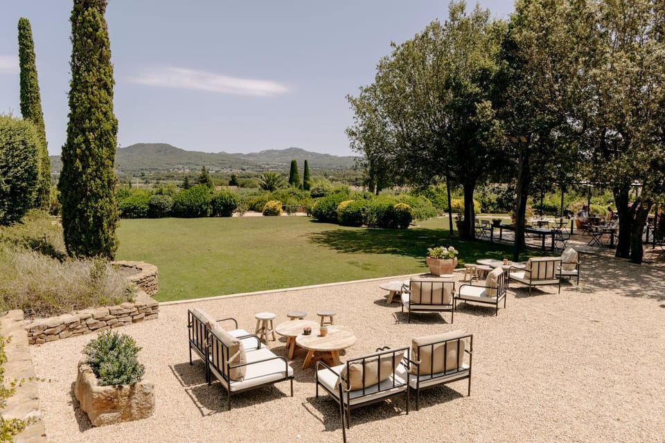 Day, Natural landscape, Balcony/Terrace, Lounge or bar, Seating area, Dining area, Mountain view