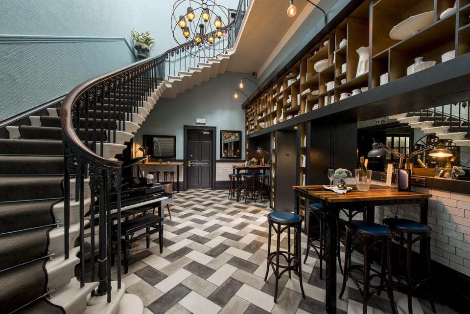 Lounge or bar, English/Irish breakfast, Lunch, Dinner