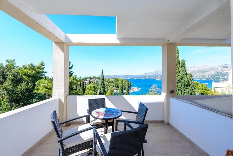 Balcony/Terrace, Seating area, Sea view