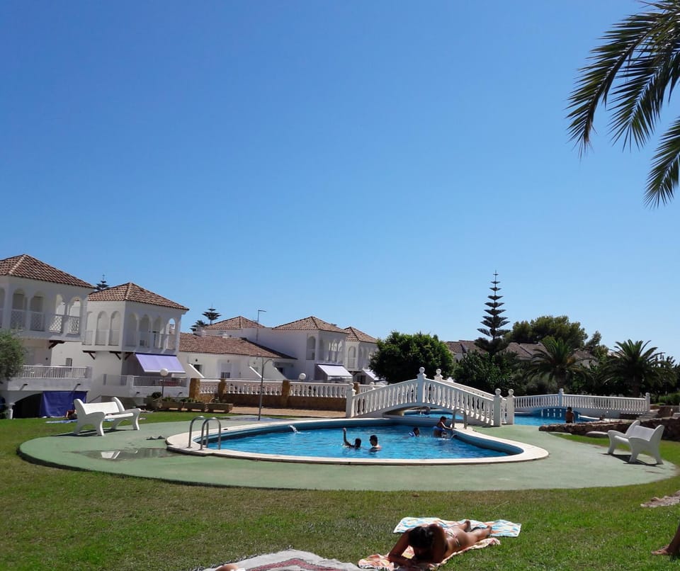 Garden, Swimming pool