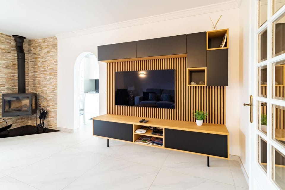 TV and multimedia, Living room, Seating area