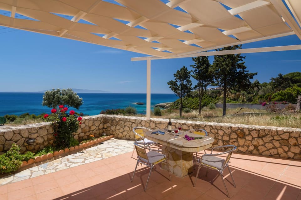 Chelmis Asta La Vista Maisonettes Country House in Cephalonia