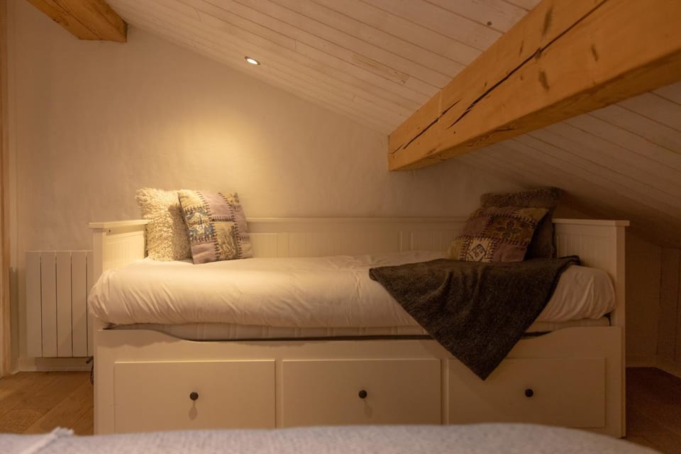 Chalet Petit Pierre - Mountain Voyages chalet Chalet in Les Gets