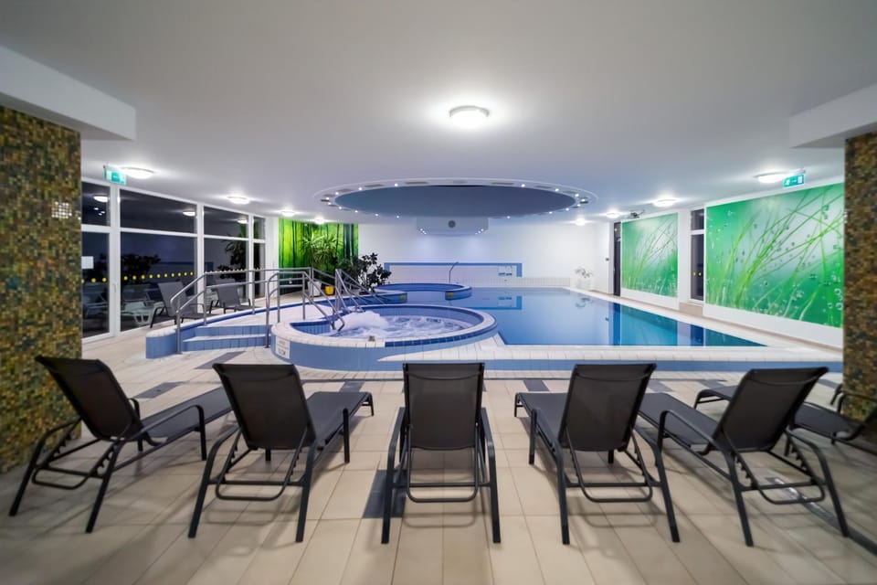 Spa and wellness centre/facilities, Pool view, Swimming pool, Swimming pool