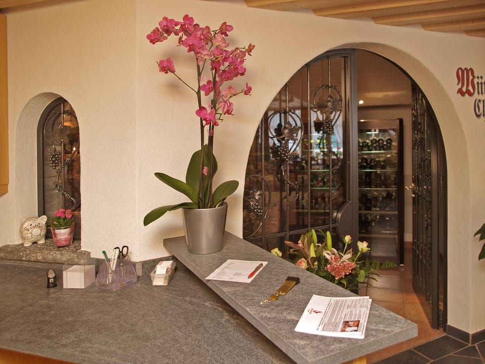 Lobby or reception, Lobby or reception
