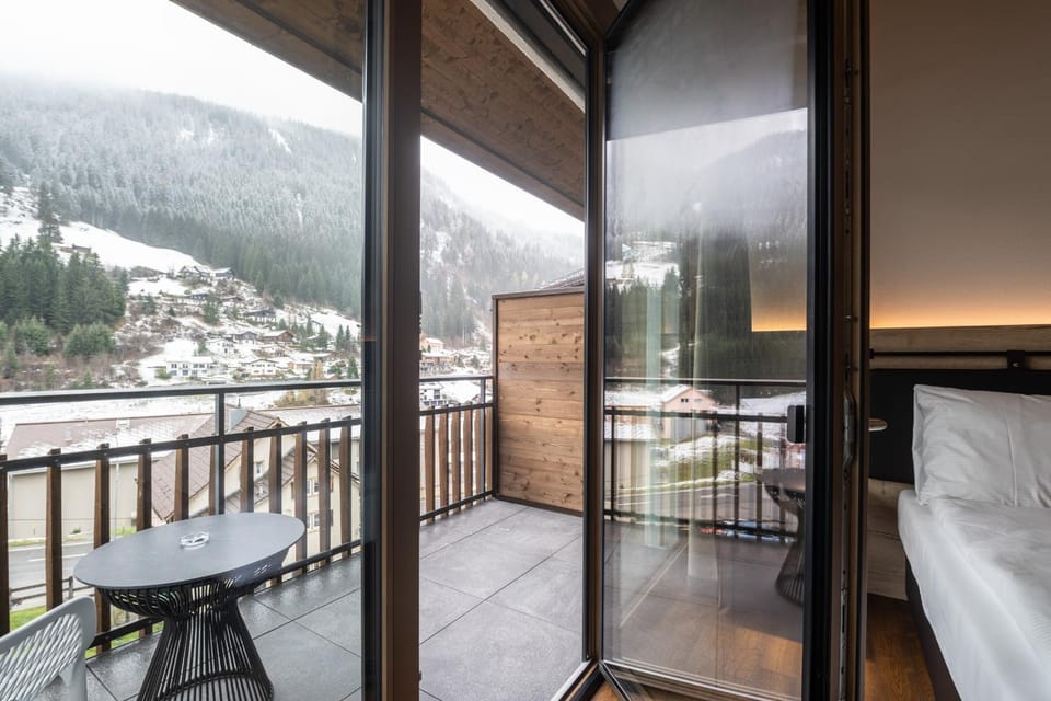 View (from property/room), Balcony/Terrace