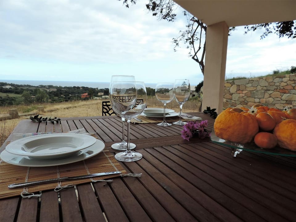 Dining area, Sea view