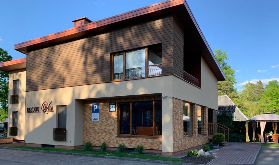 Broliu Vila Bed and Breakfast in Lithuania
