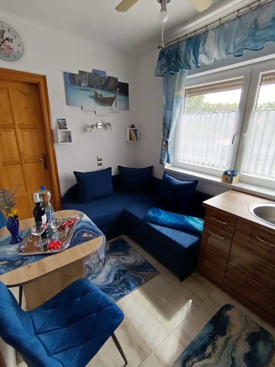 Living room, kitchen