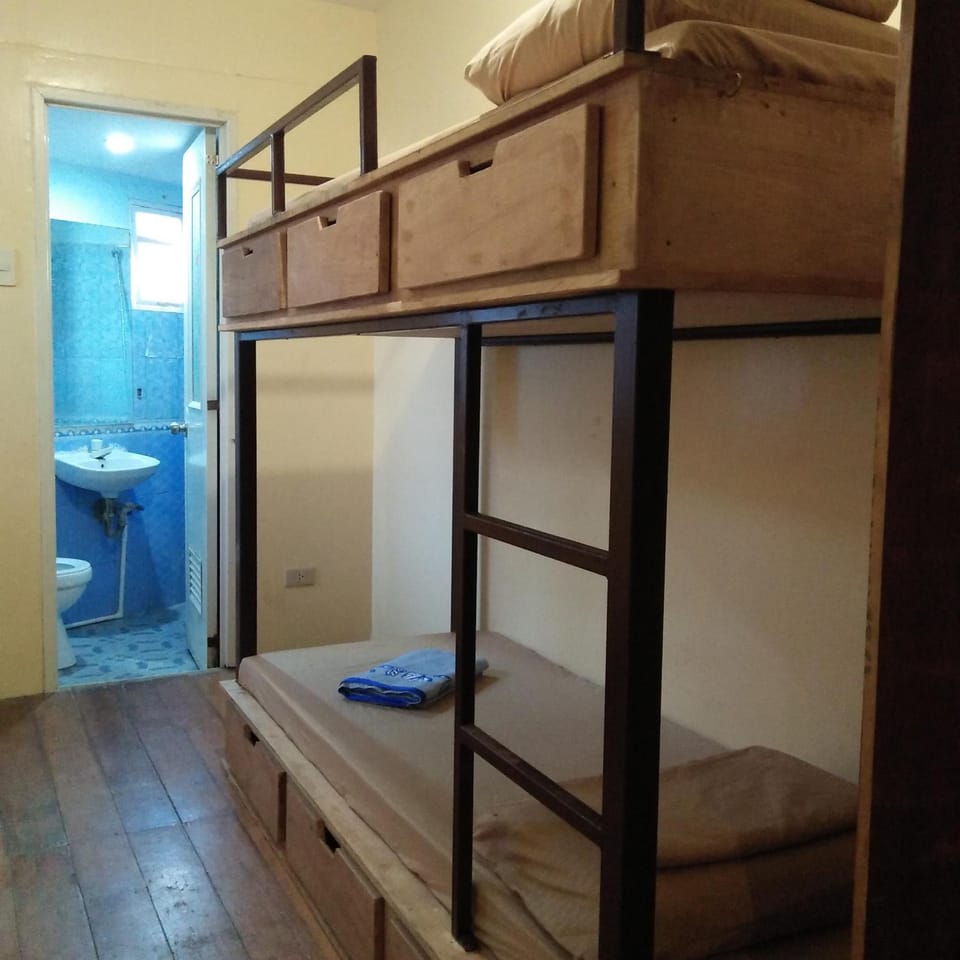 bunk bed