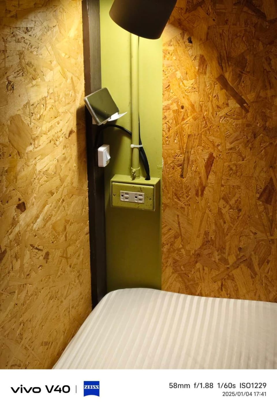 Bedroom, bunk bed