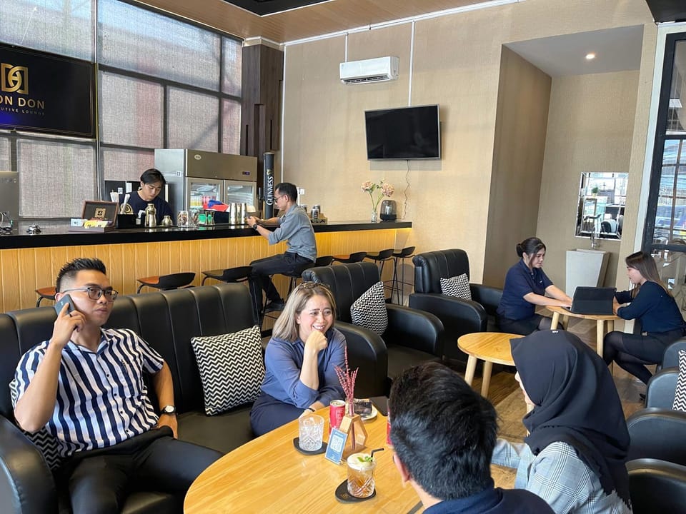 Lounge or bar