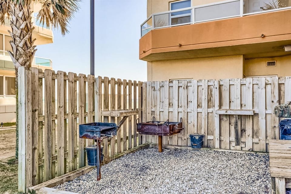 Enclave 605 Apartment in Orange Beach
