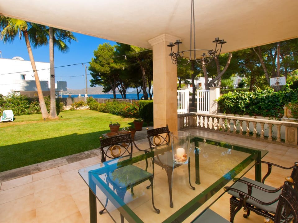 View (from property/room), Balcony/Terrace, Garden view, Sea view