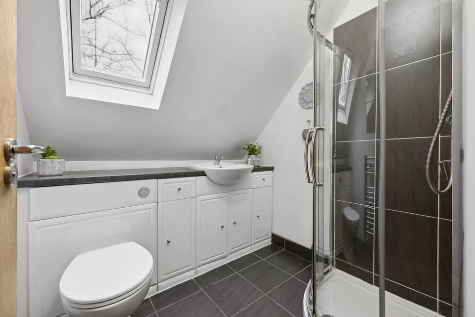 Shower, Toilet, Bathroom