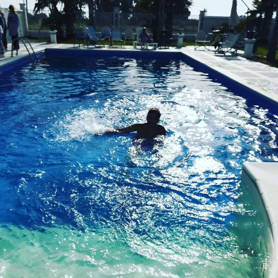 Swimming pool