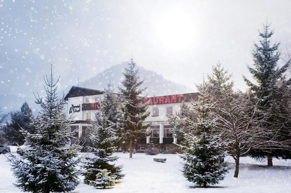 Property building, Winter