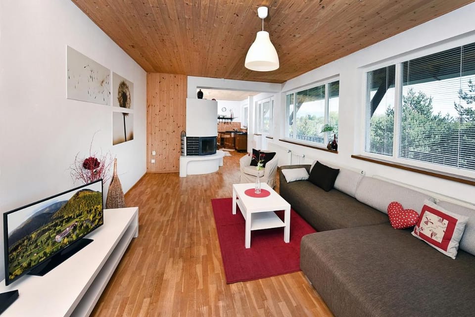 View (from property/room), Balcony/Terrace, Living room, kitchen, kitchen