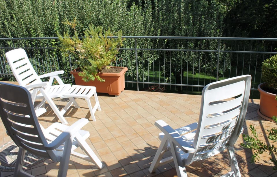 Patio, Garden, Balcony/Terrace