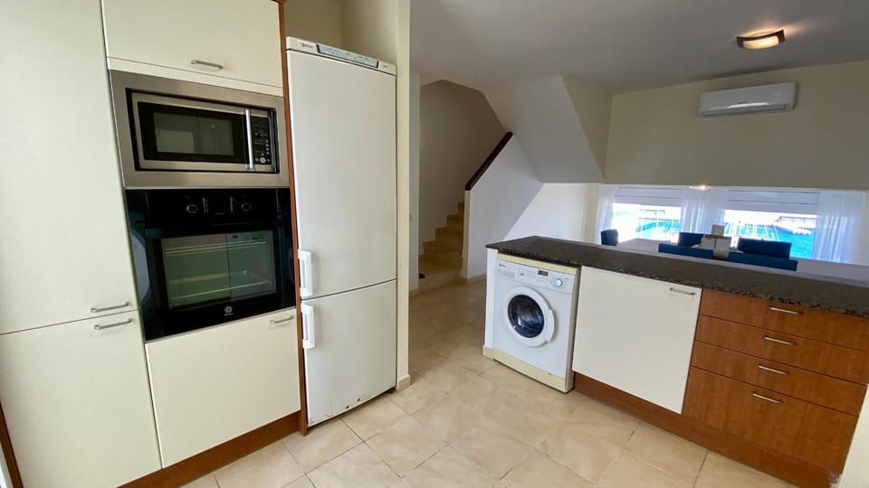 Kitchen or kitchenette, pet friendly