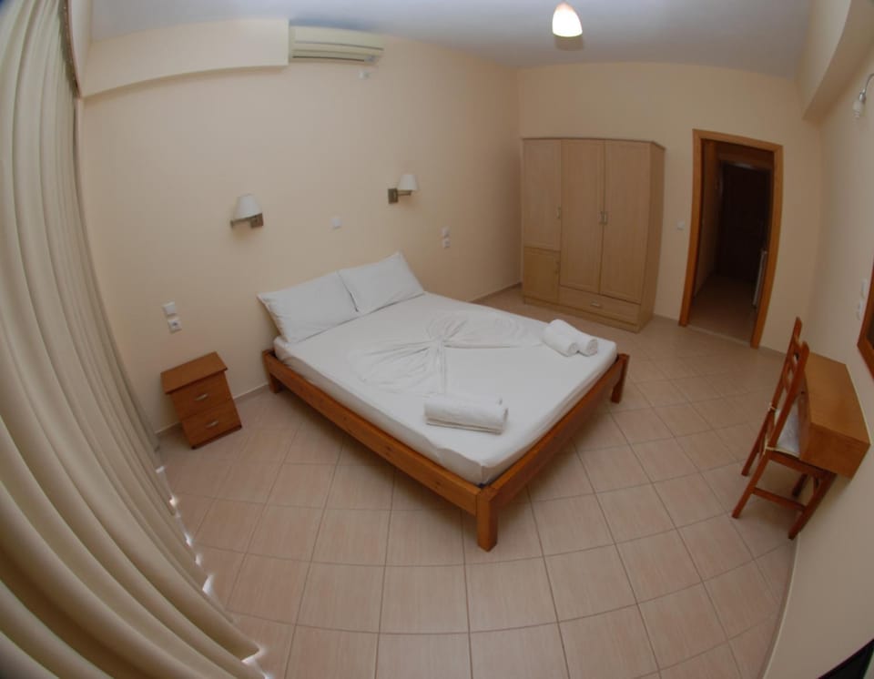 Nikos Hotel and Apartments Hotel in Sarandë
