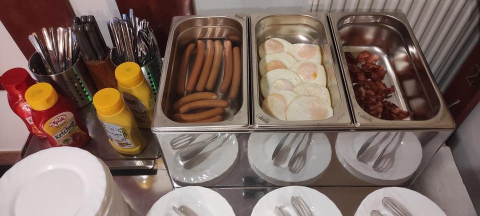 Food, Breakfast, Continental breakfast, Buffet breakfast