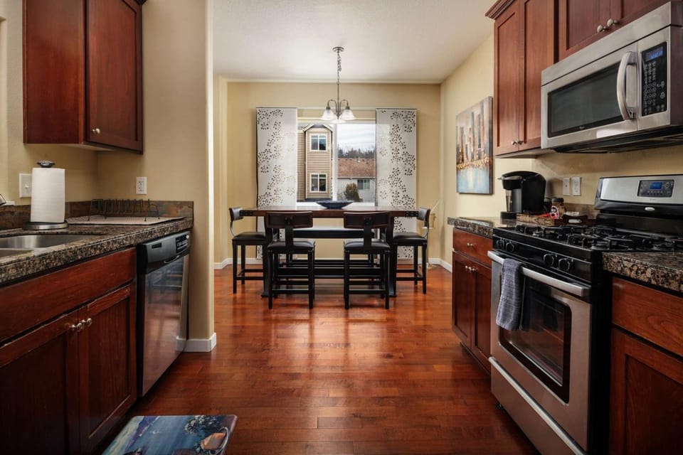 Lizzie Court House in Tigard