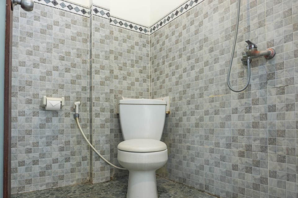 Toilet, Bathroom