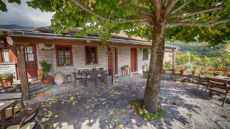 Papigo Astraka II Bed and Breakfast in North Macedonia