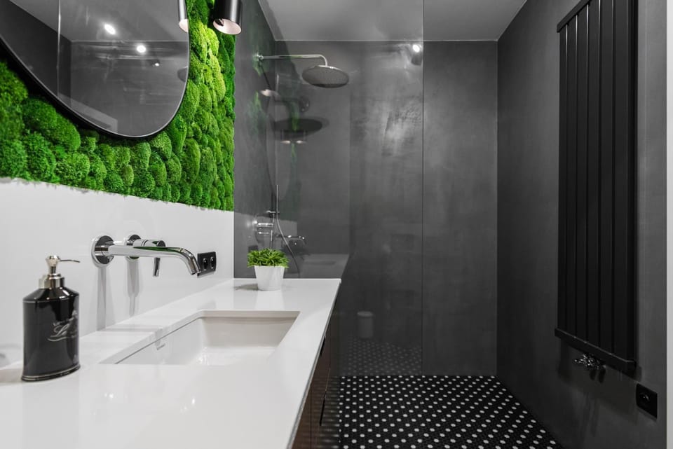 Shower, Bathroom, Decorative detail