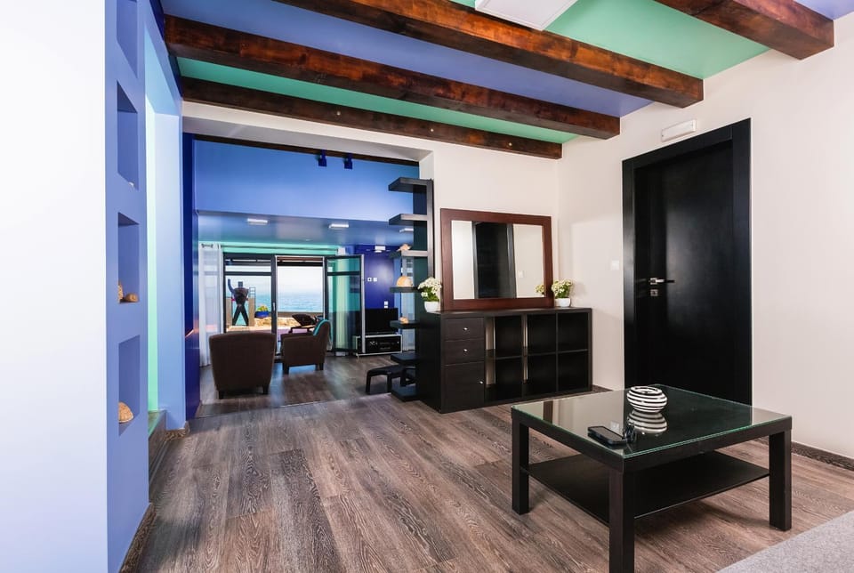 TV and multimedia, Living room