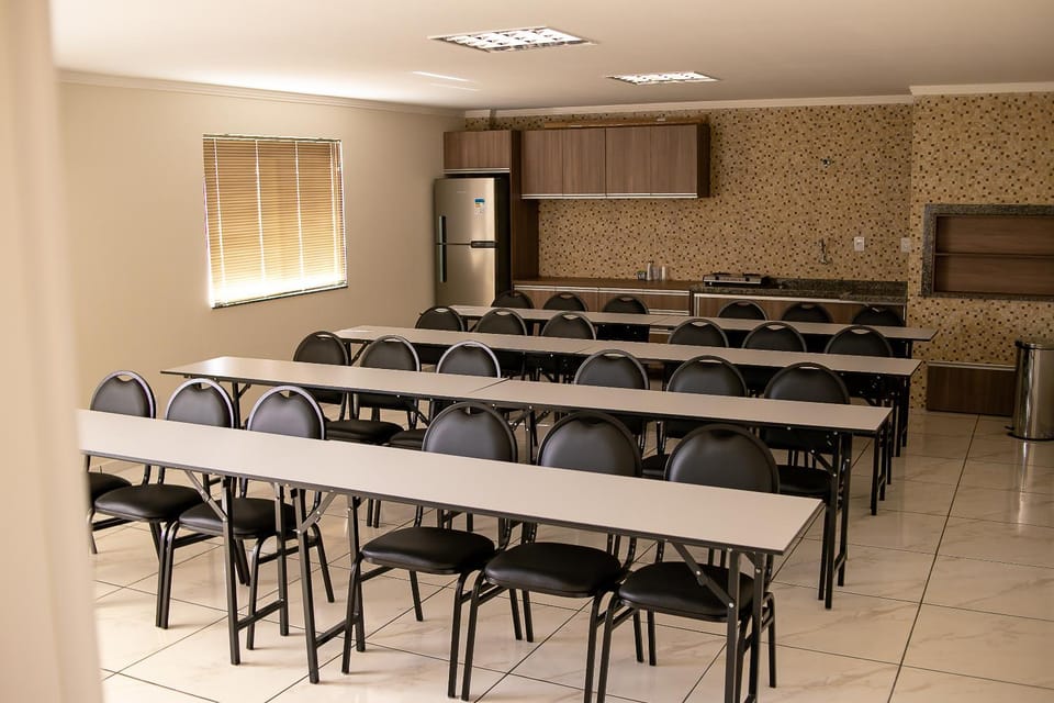 Meeting/conference room