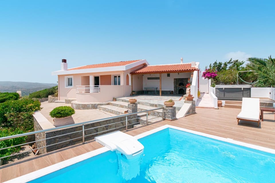 Property building, Pool view, Swimming pool, Swimming pool