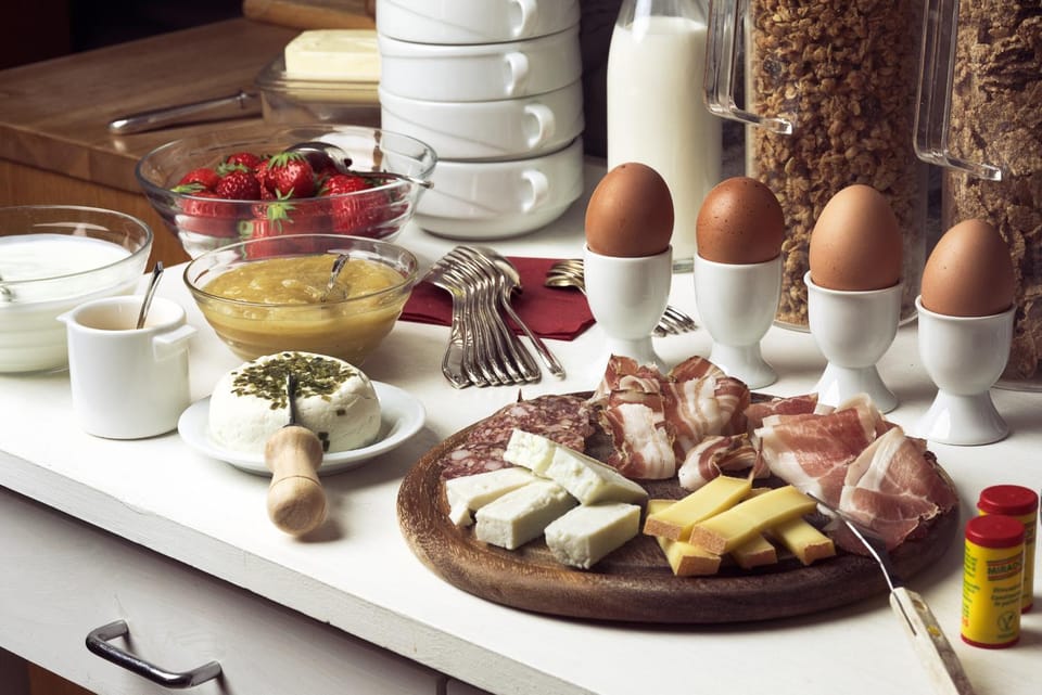 Food and drinks, Food, Breakfast, Continental breakfast, Buffet breakfast