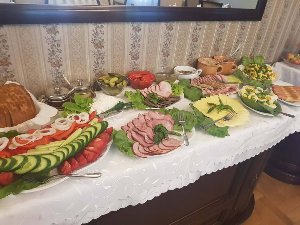 Buffet breakfast