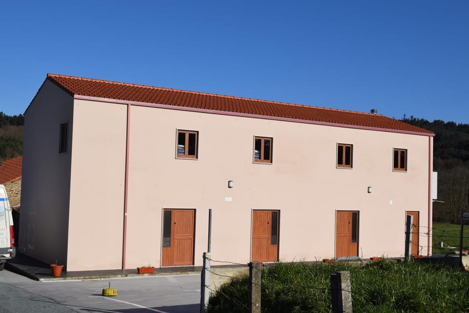 Pensión Albergue Los Caminantes Bed and Breakfast in Galicia