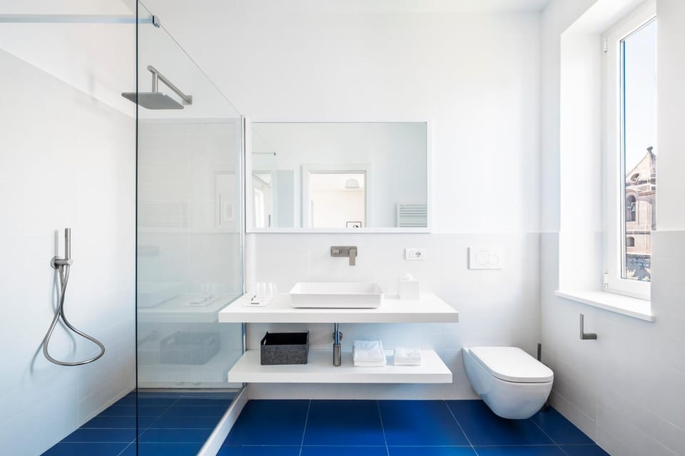Toilet, Bathroom