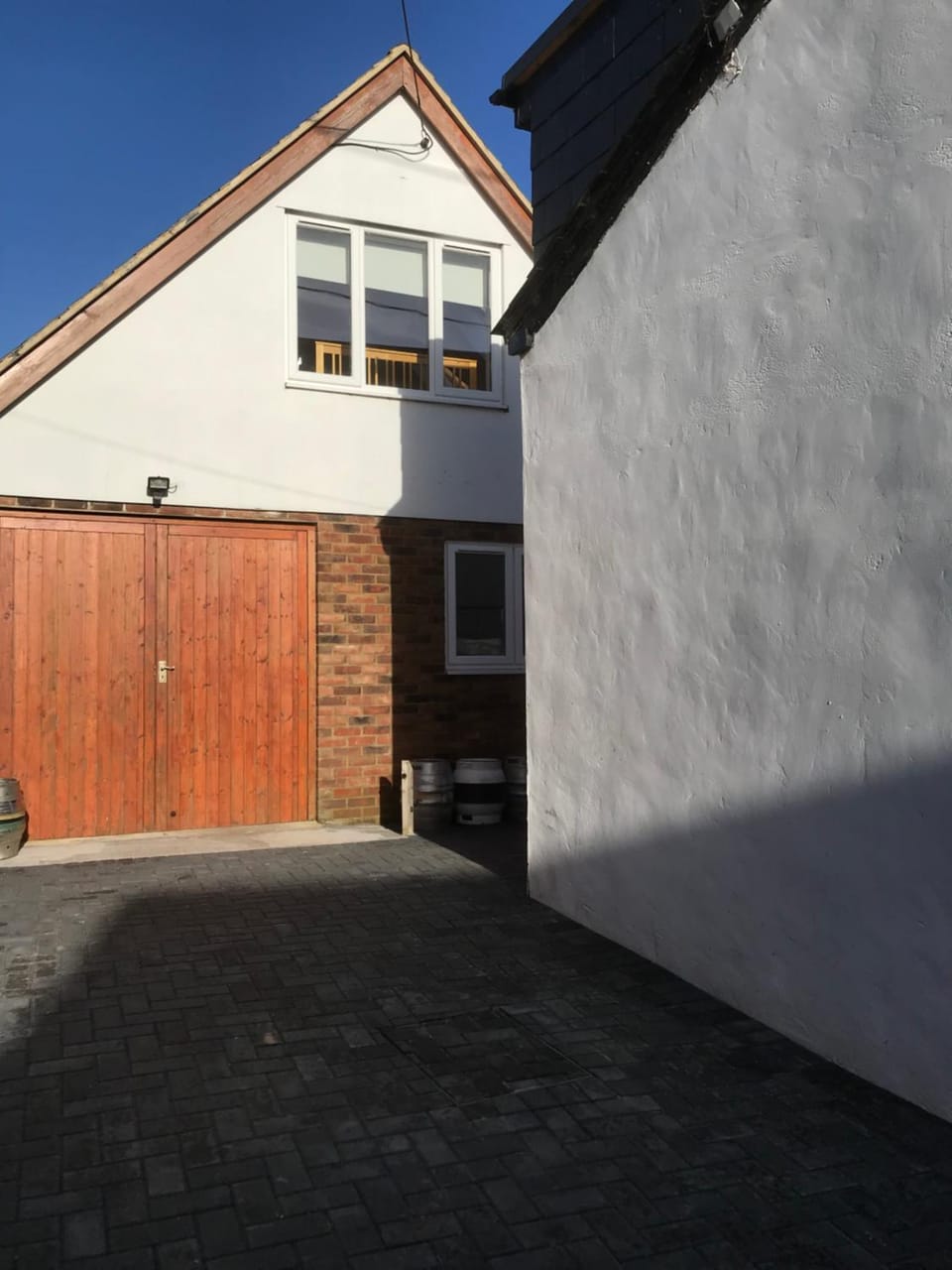 Studio above Worlds End microbrewery and behind the Crown Inn Pewsey Apartment in England