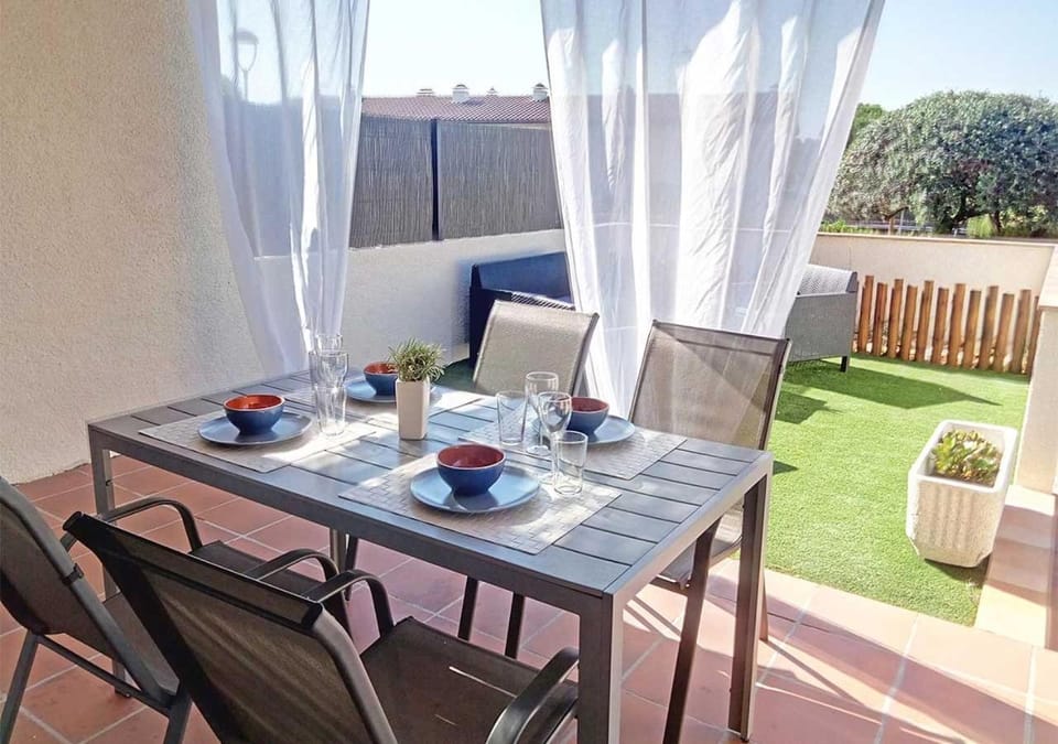Garden, Balcony/Terrace