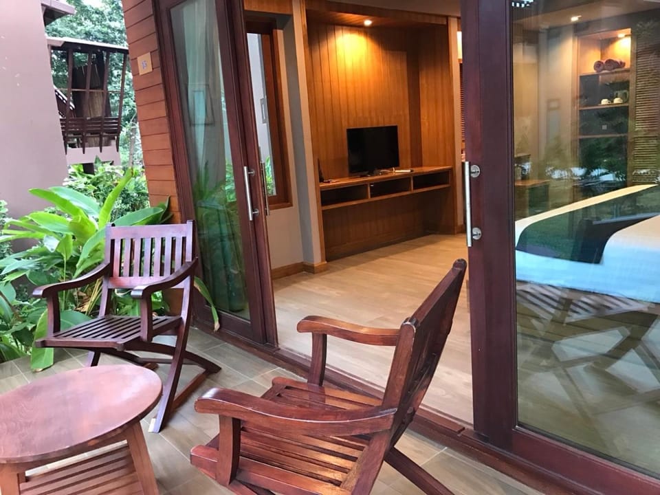 Koh Ma Beach Resort - SHA Extra Plus Hotel in Ko Pha-ngan Sub-district