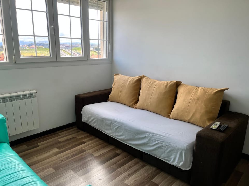 Apartamento tranquilo con parking Apartment in Cantabria