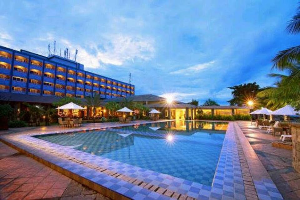 Swimming pool