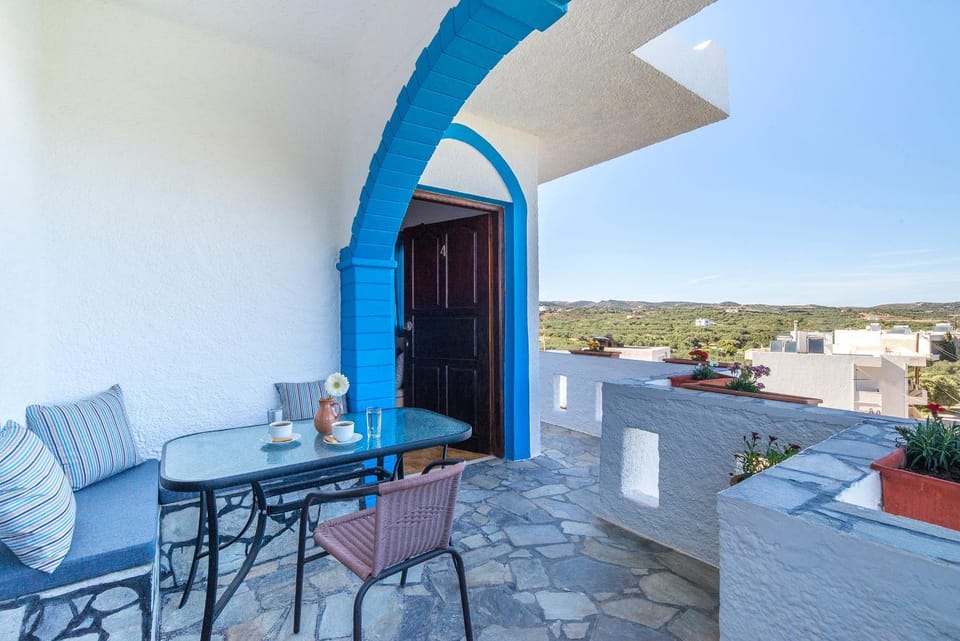 Balcony/Terrace, Mountain view, Sea view