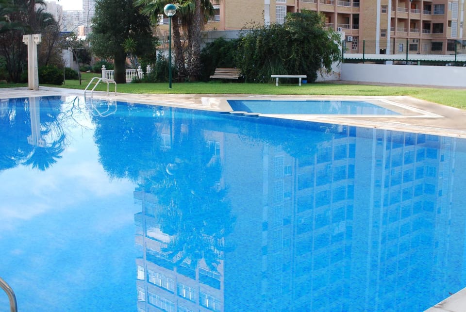 Property building, Swimming pool, Swimming pool