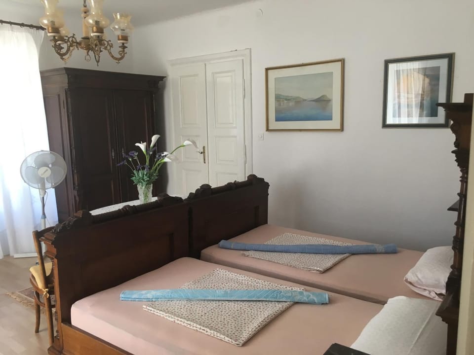Apartment Bella Apartment in Lika-Senj County