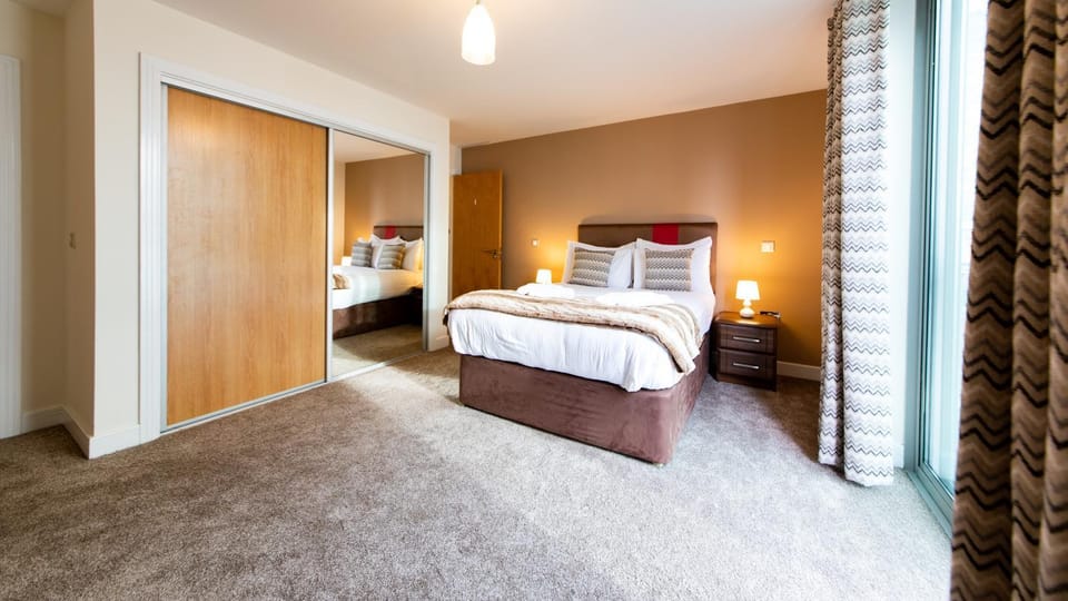 Bed, Photo of the whole room, Bedroom, wardrobe
