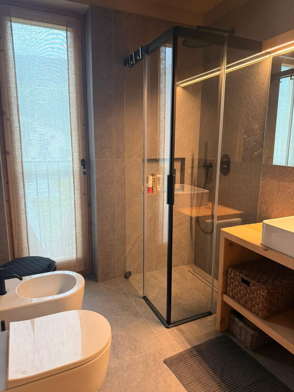 Shower, Bathroom