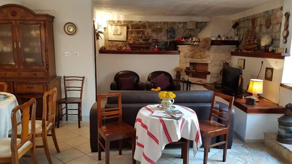 Mama's & Papa's house House in Vrboska